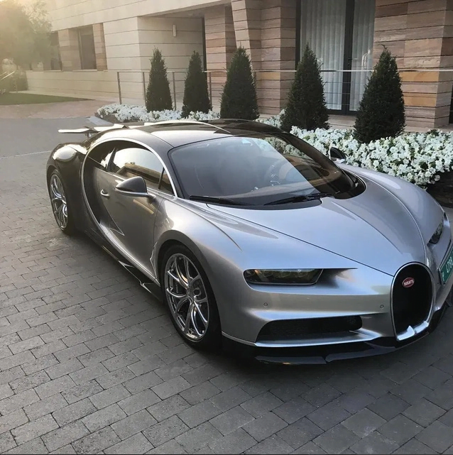 Bugatti Chiron m8