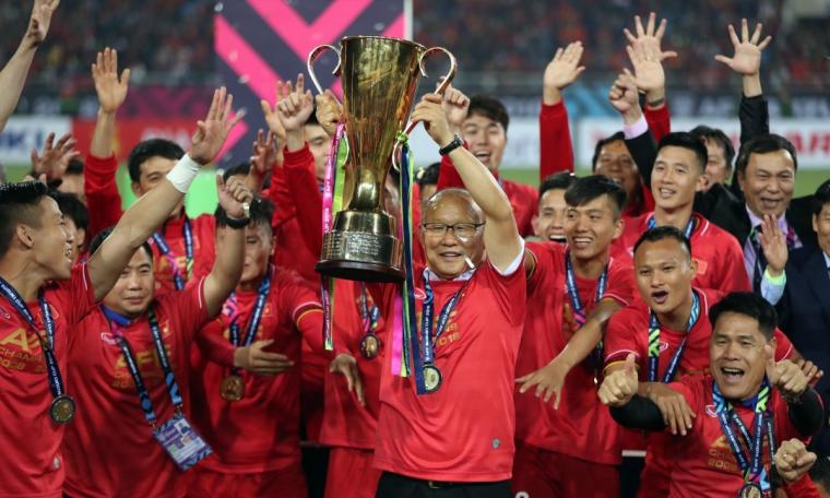 Vietnam Aff Cup 2018 nâng cup vô địch.