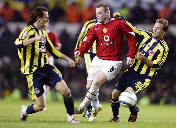 Rooney là cầu thủ ghi nhiều bàn thắng nhất cho đội tuyển bóng đá quốc gia Anh và MU